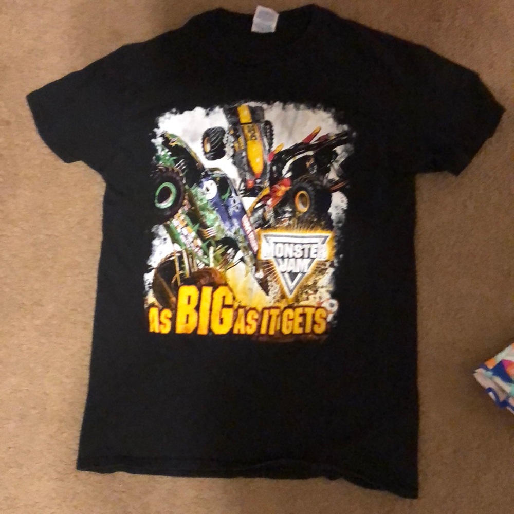T shirt
